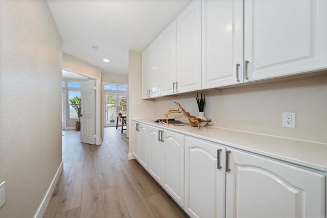 Detail Gallery Image 7 of 29 For 3396 Corsica Way, Oceanside,  CA 92056 - 3 Beds | 2 Baths