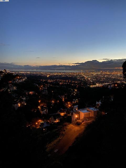 1106 Besito Ave, Berkeley CA: https://media.crmls.org/mediaz/16a1f9b2-7222-4b49-bf34-af53753a6380.jpg