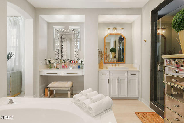 Detail Gallery Image 49 of 75 For 2417 E Hillcrest Dr, Thousand Oaks,  CA 91362 - 4 Beds | 3/1 Baths