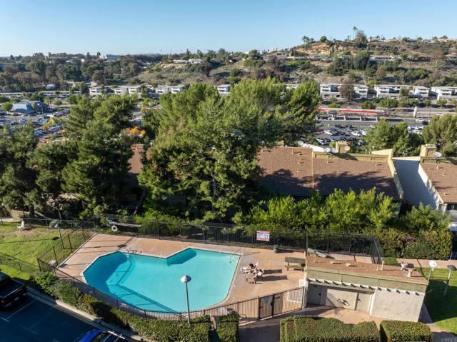 Detail Gallery Image 7 of 59 For 3992 60th St #113,  San Diego,  CA 92115 - 3 Beds | 2/1 Baths