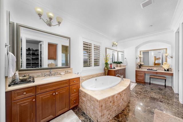 1863 Camino Mojave, Chula Vista CA: https://media.crmls.org/mediaz/16a4c1f1-6014-4a2f-9bf4-f1c761ace01c.jpg