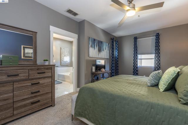 Image 13 of 46 For 228 1st St  