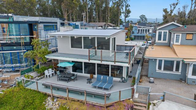 22818 E Cliff Drive, Santa Cruz CA: https://media.crmls.org/mediaz/16a6dde1-eacc-4569-a392-b083cc0cc69d.jpg