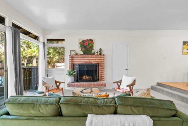 14 Laguna Robles, Carmel Valley CA: https://media.crmls.org/mediaz/16a762a7-19e7-4a46-b6b3-cc241058594b.jpg