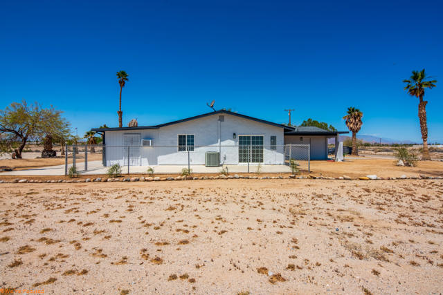 Image 24 of 31 For 943 Pelican Island Court