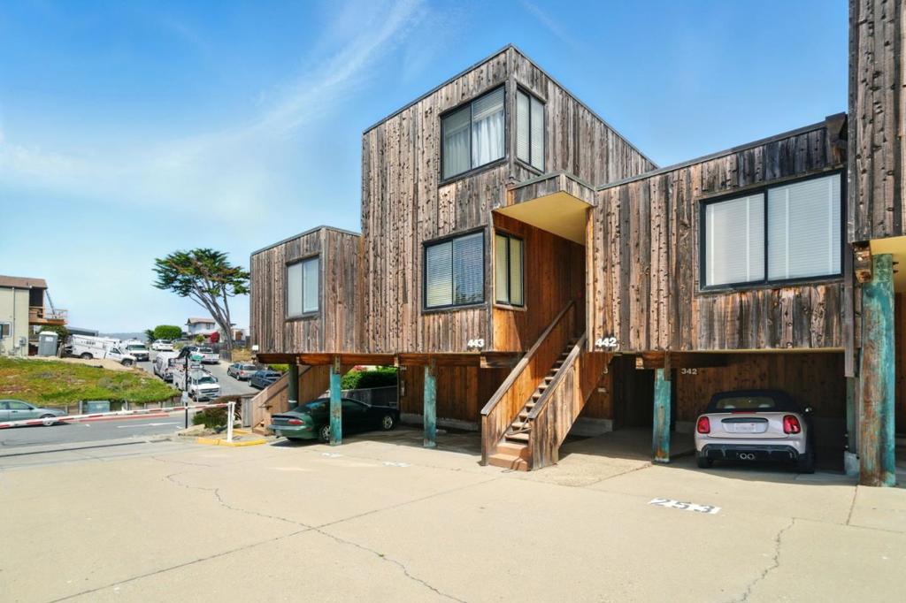 125 Surf Way #343