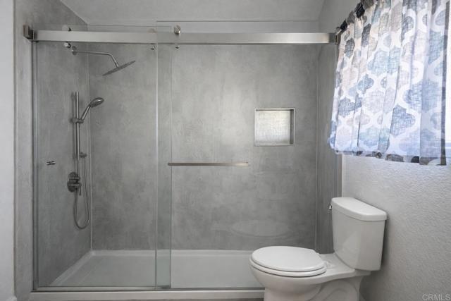 Detail Gallery Image 11 of 18 For 32900 Riverside Dr Spc 109,  Lake Elsinore,  CA 92530 - 3 Beds | 2 Baths