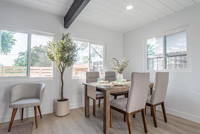 2813 15 46Th St, San Diego CA: https://media.crmls.org/mediaz/16aad17f-a132-4041-b647-1346f184f308.jpg