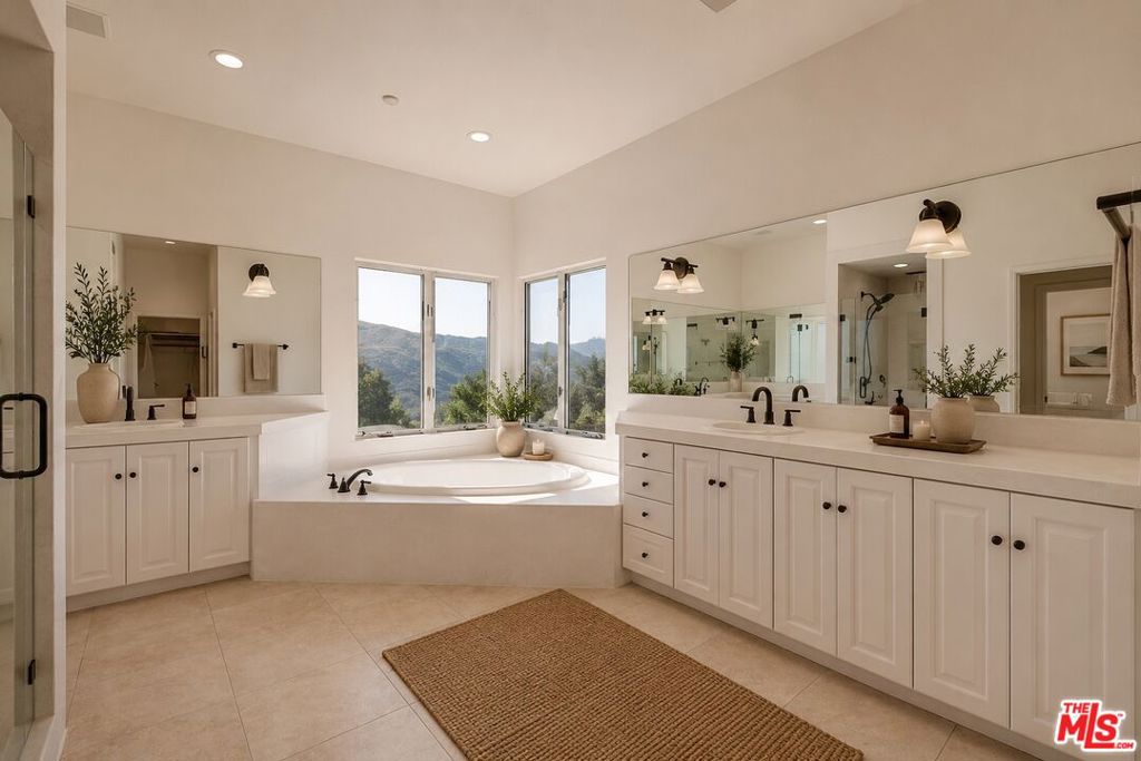 MLS #26867147 image #10