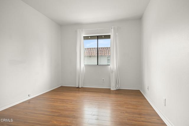 1223 Landsburn Circle, Westlake Village CA: https://media.crmls.org/mediaz/16ab1adb-aef9-42b7-97fc-50094be0d215.jpg
