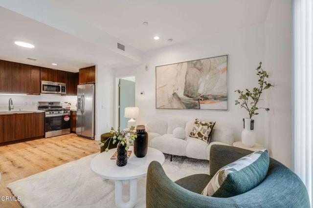 Detail Gallery Image 14 of 26 For 239 S Marengo Ave #302,  Pasadena,  CA 91101 - 1 Beds | 1 Baths