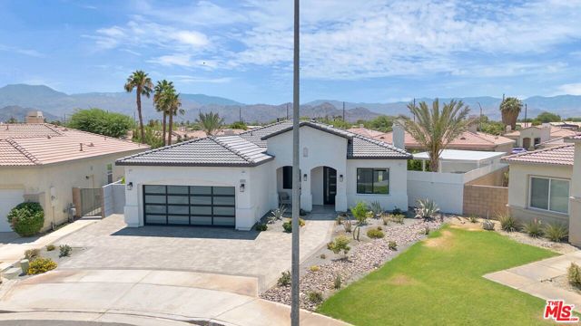 Image 64 of 66 For 80803 Sunglow Court