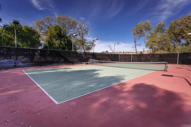 21434 Tumbleweed Way, Saugus CA: https://media.crmls.org/mediaz/16aca598-274d-4b01-b682-8948bc90f3b0.jpg