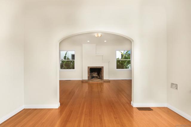 1430 Golden Gate Drive, San Diego CA: https://media.crmls.org/mediaz/16acbd5e-c20b-4726-b452-56616fa07d66.jpg