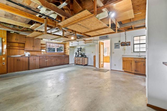 7415 Hihn Road, Ben Lomond CA: https://media.crmls.org/mediaz/16acd81f-d352-4287-a8de-cd9027902eab.jpg