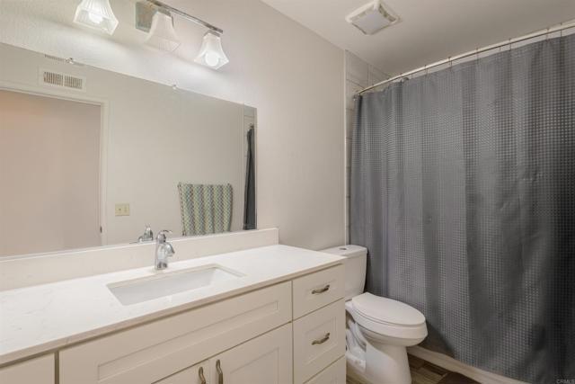 Detail Gallery Image 15 of 31 For 4413 Point Degada, Oceanside,  CA 92058 - 4 Beds | 2 Baths