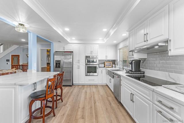 1363 Timberpond Dr, El Cajon CA: https://media.crmls.org/mediaz/16aeb8c5-9079-4cda-9fc8-9fd0684102ab.jpg