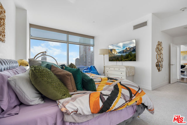 900 W Olympic Boulevard, Los Angeles CA: https://media.crmls.org/mediaz/16af1a5d-2cbf-40bd-aa97-5d6bd564cb13.jpg