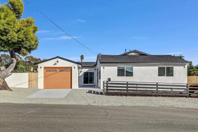 Detail Gallery Image 4 of 43 For 323 S 65th St, –,  CA 92114 - 3 Beds | 2 Baths