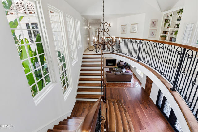 Detail Gallery Image 28 of 75 For 2296 Applewood Ln, Camarillo,  CA 93012 - 5 Beds | 4/1 Baths