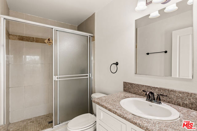 2667 Menlo Avenue, Los Angeles CA: https://media.crmls.org/mediaz/16afcbfa-12aa-4018-80b8-642225d6c19f.jpg