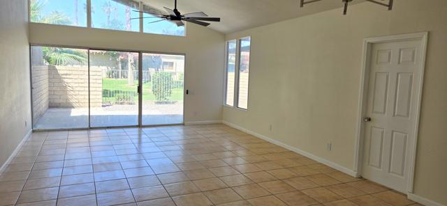48875 Gosden Court, Indio CA: https://media.crmls.org/mediaz/16b10609-2071-409e-895c-78fe9b07ecb9.jpg