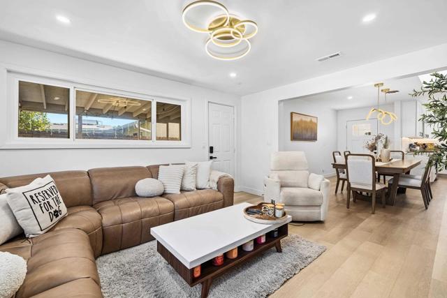 Detail Gallery Image 12 of 41 For 704 Aster St, Escondido,  CA 92027 - 4 Beds | 2 Baths