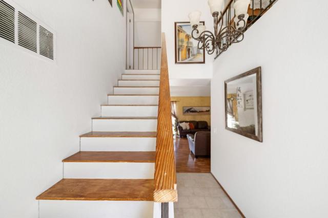 2280 Zoria Circle, San Jose CA: https://media.crmls.org/mediaz/16b238b5-0e3d-4200-a910-822caa5ac743.jpg