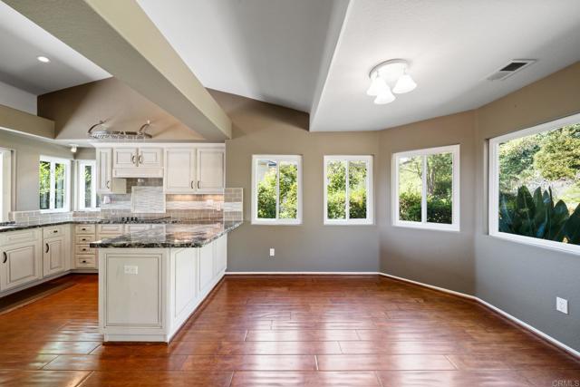 Detail Gallery Image 15 of 42 For 49 via Casitas, Bonsall,  CA 92003 - 3 Beds | 2 Baths