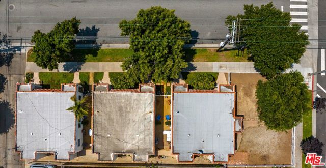 522 - 532 Idaho Avenue, Santa Monica CA: https://media.crmls.org/mediaz/16b2cf4a-c60d-4a09-979a-1dde0ae292c0.jpg