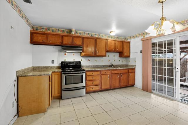 290 Zurich, Watsonville CA: https://media.crmls.org/mediaz/16b2e97f-0bb2-4460-8f61-b6cd8943b618.jpg