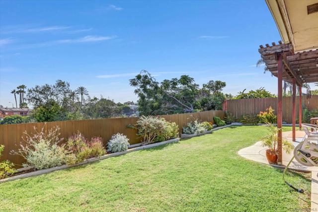 4113 Loma Alta Dr, San Diego CA: https://media.crmls.org/mediaz/16b5878f-646f-4046-94ad-522783e29a14.jpg