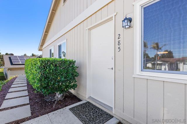 285 Aspenwood Ln, Encinitas, California 92024, 3 Bedrooms Bedrooms, ,2 BathroomsBathrooms,Condominium,For Sale,Aspenwood Ln,250019872SD