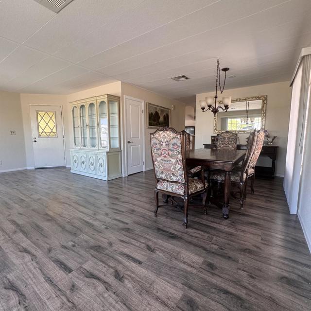 39880 Palm Greens Parkway, Palm Desert CA: https://media.crmls.org/mediaz/16b66b7b-85cd-47f1-a6a6-4478549e1fda.jpg
