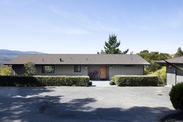 25450 Via Cicindela, Carmel CA: https://media.crmls.org/mediaz/16b68e04-f6c1-4360-b3e4-002c8022def2.jpg