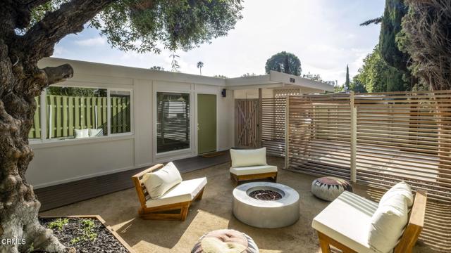 1158 Montecito Drive, Los Angeles CA: https://media.crmls.org/mediaz/16b730a2-f5e4-45ac-91d0-7a26485c61c8.jpg