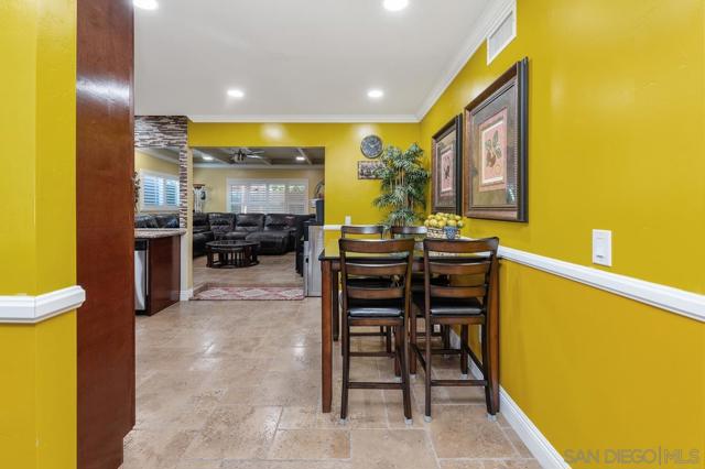 Image 7 of 27 For 10343 Greenford Dr