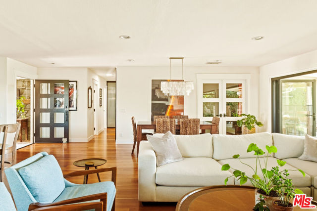 26024 Farmfield Road, Calabasas CA: https://media.crmls.org/mediaz/16b74ef0-6bc2-4de9-a007-0e46a7a5b8b8.jpg
