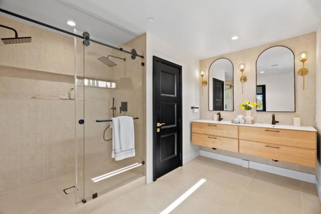 539 Kevenaire Drive, Milpitas CA: https://media.crmls.org/mediaz/16ba0e67-c060-49d4-b9ff-57ec2de1afbb.jpg