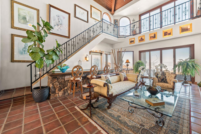 Image 9 of 108 For 56375 Bighorn Drive