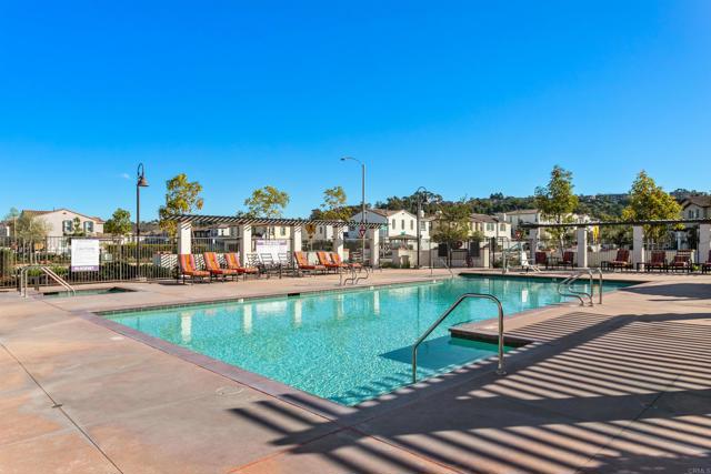 Detail Gallery Image 41 of 48 For 4192 Camino Campana, Oceanside,  CA 92057 - 4 Beds | 3 Baths