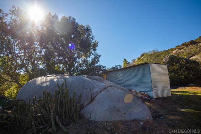 18435 Chablis Rd., Ramona CA: https://media.crmls.org/mediaz/16ba8aaf-ffe3-43c3-93e6-0f60f0c2a38e.jpg