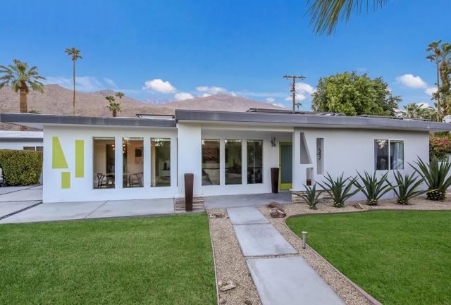 1529 S Calle Palo Fierro, Palm Springs CA: https://media.crmls.org/mediaz/16bad2d9-074b-4fcf-9885-f0d3cc67d6f1.jpg