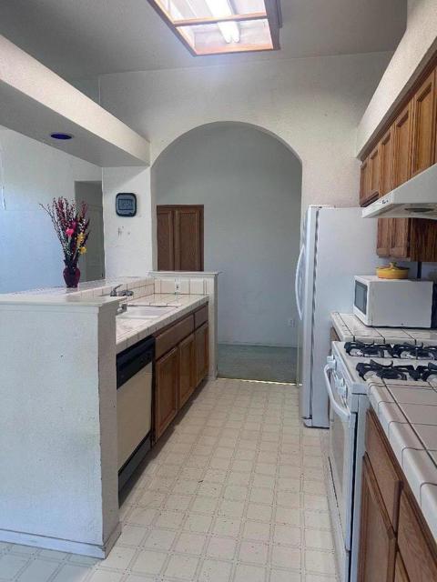 2382 Burgundy Way, Fairfield CA: https://media.crmls.org/mediaz/16bbd201-fb06-46c2-b96e-6620b3f7e8aa.jpg