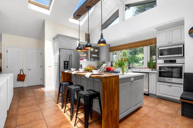 3714 Purling Brook, Soquel CA: https://media.crmls.org/mediaz/16bbe4a3-1eab-4304-ae8b-8145b988a438.jpg