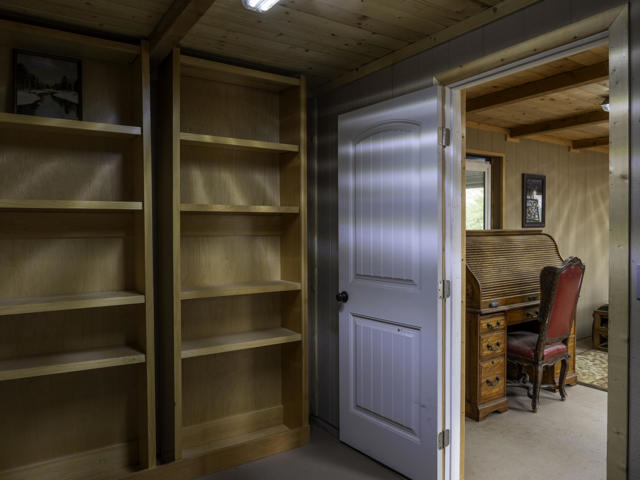 61072 Devils Ladder Road, Mountain Center CA: https://media.crmls.org/mediaz/16bc8725-ab58-4493-9a42-7bd5e02aba2f.jpg