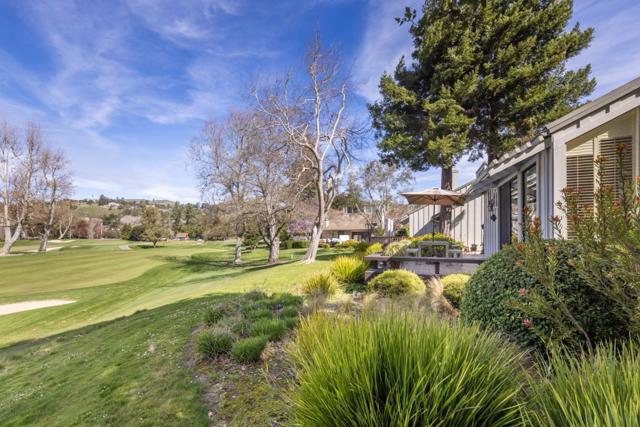 9565 Oak Court, Carmel CA: https://media.crmls.org/mediaz/16bcb111-50f4-4674-ba3a-5aa799751155.jpg