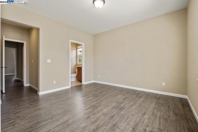 670 W Privado Way, Mountain House CA: https://media.crmls.org/mediaz/16bd9c11-3829-4ad3-81e1-1fc4271947ff.jpg