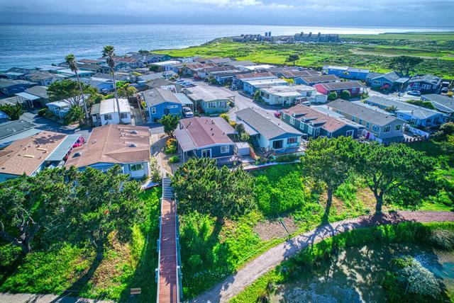 2395 Delaware, Santa Cruz CA: https://media.crmls.org/mediaz/16becfce-770a-457c-a746-71179effcce1.jpg