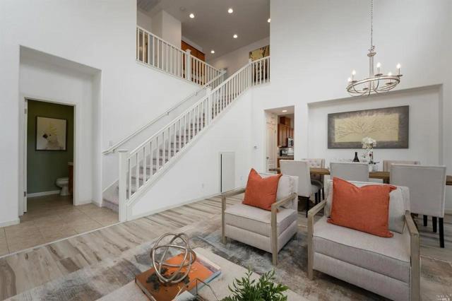 2521 Dakota Avenue, Santa Rosa CA: https://media.crmls.org/mediaz/16bfc015-fa34-44ad-90d8-b72e5760c295.jpg